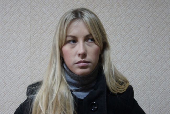 Две саратовчанки крали деньги пенсионеров и скрывались на красной иномарке