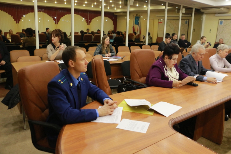 Коммунист Анидалов раскритиковал «гадости» в законопроекте, но отказался предлагать «прелести»