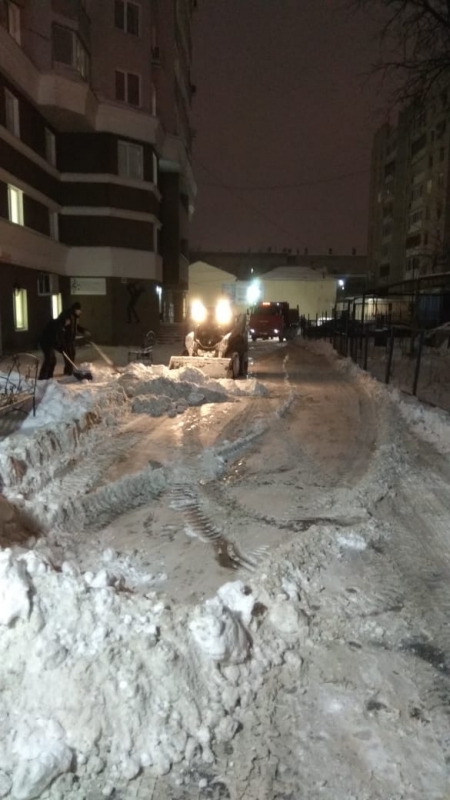 Прокуроры заставили УК очистить заваленный снегом двор на Сакко и Ванцетти