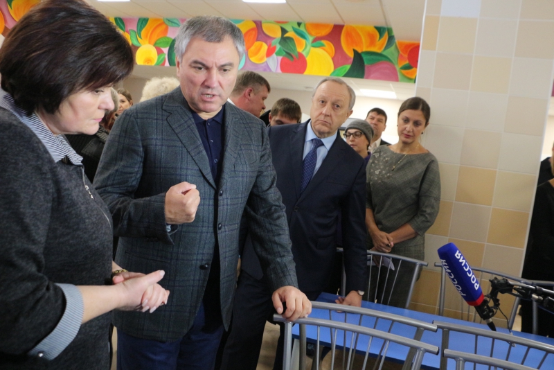 Председатель Госдумы предложил запустить новую школу в Солнечном-2 уже в январе