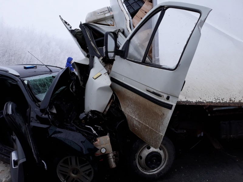 Водитель грузовика погиб в массовой аварии под Хвалынском