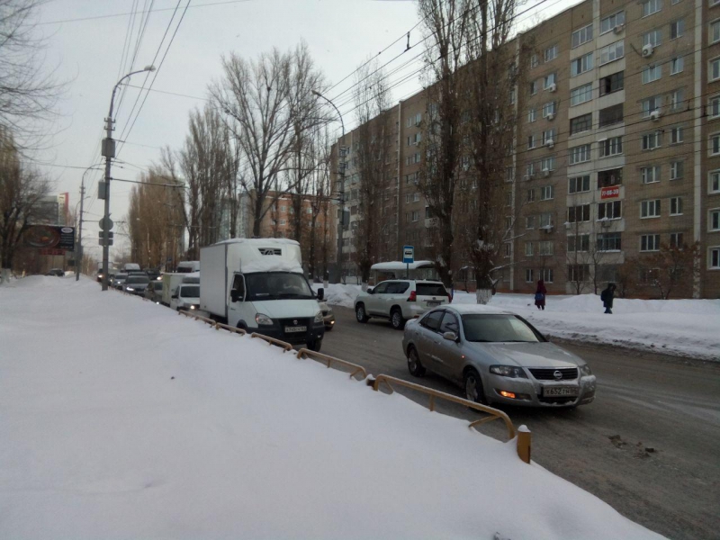 ДТП в центре города привело к пробкам на Чернышевского