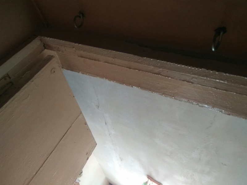 Прокуратура внесла представление УК «Прогресс» за дыры в крыше дома на Моторной