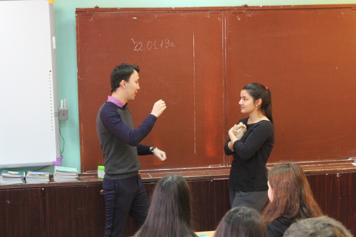 Саратовских старшеклассников учили находить выходы из конфликтных ситуаций