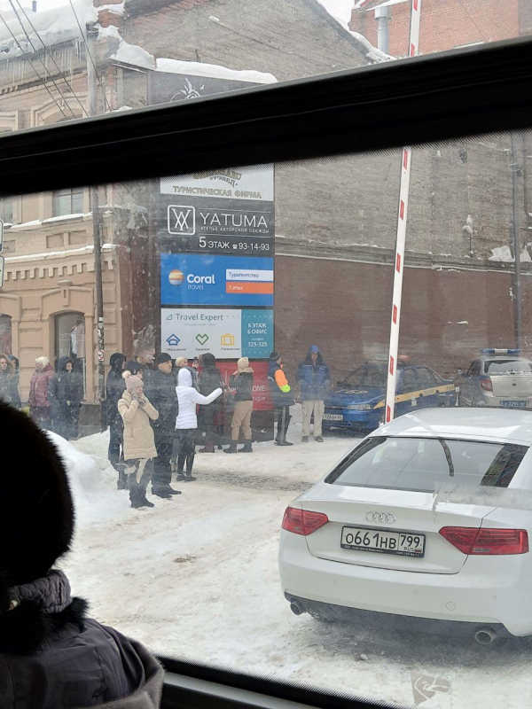 В Саратове эвакуировали ТЦ «Мир»