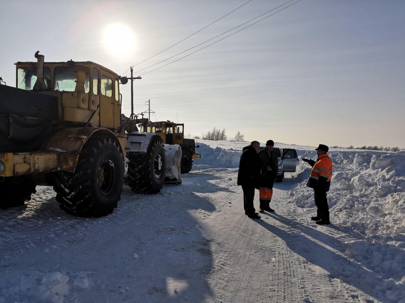 Военная техника освободила Петровский район из «снежного плена»
