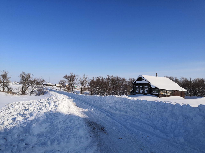 Военная техника освободила Петровский район из «снежного плена»
