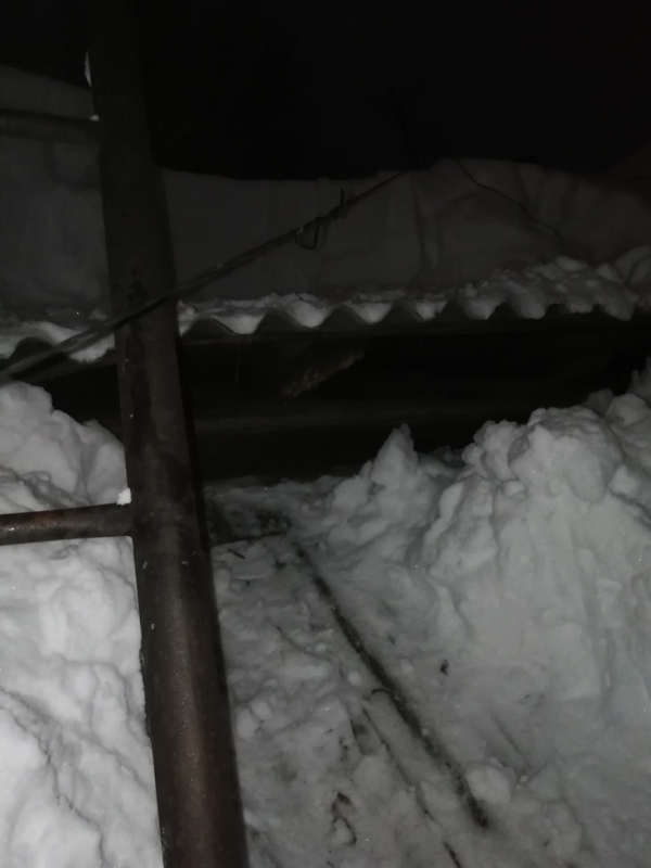 На Астраханской обвалилась крыша жилого дома