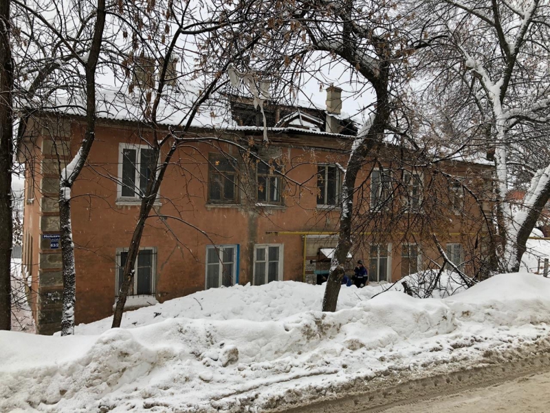 Прокуратура начала проверку по факту обрушения крыши дома на Мельничной