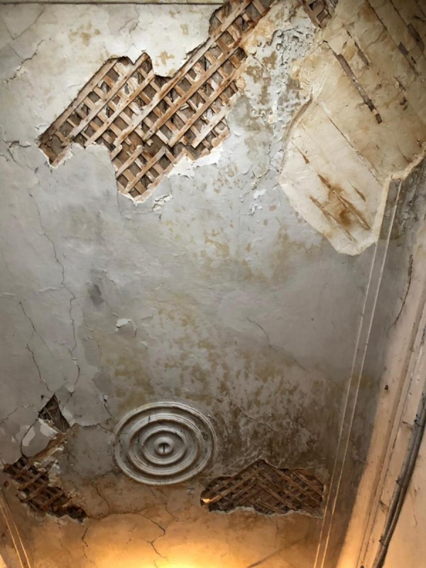 Прокуратура начала проверку по факту обрушения крыши дома на Мельничной