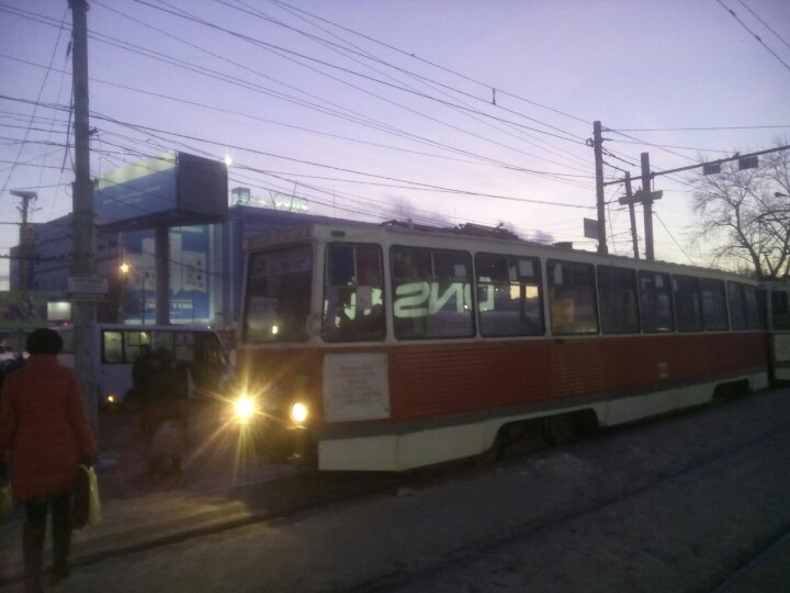 Трамваи «тройки» встали из-за неисправностей вагона и контактной сети