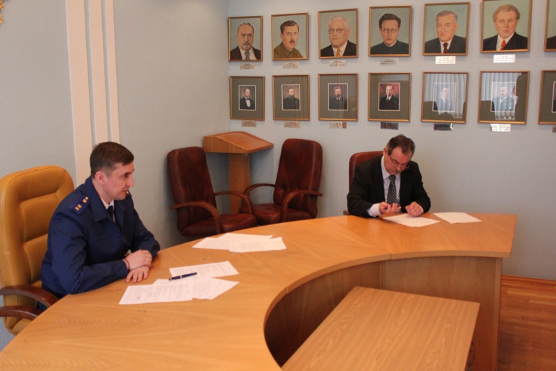 Филипенко объявил предостережение саратовским застройщикам за низкие темпы работ