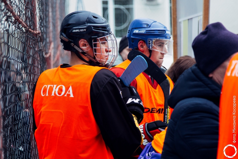 Хоккеисты СГЮА одержали победу в матче с «Кристаллом»
