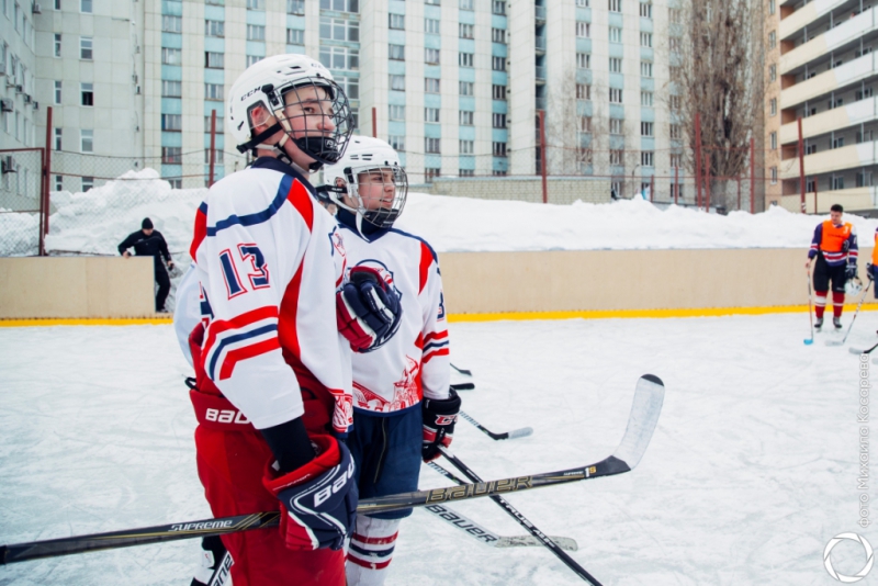 Хоккеисты СГЮА одержали победу в матче с «Кристаллом»