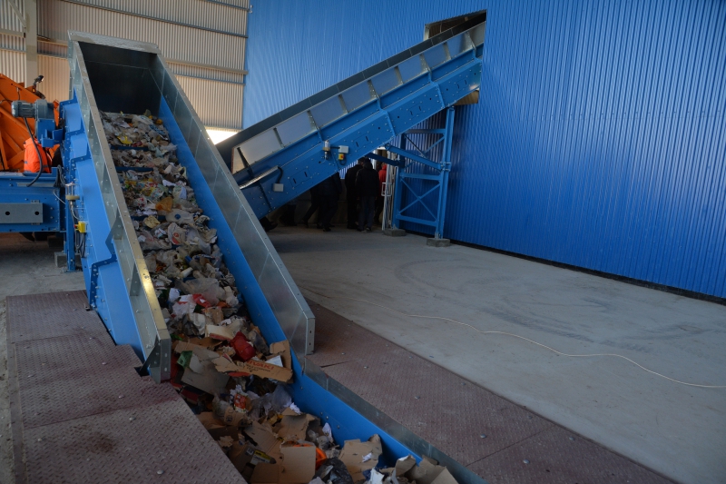 Федеральные телеканалы рассказали об уклоняющихся от договоров с Регоператором предпринимателях в Балакове