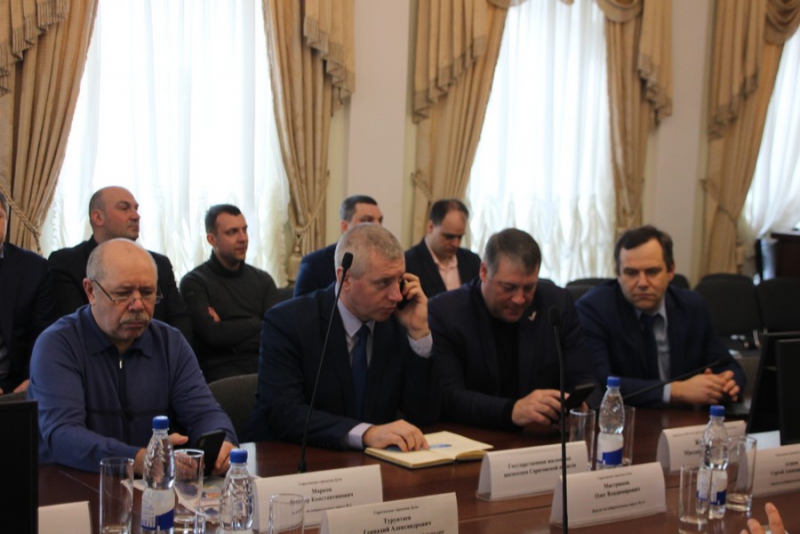 Гибель мужчины от наледи в Саратове. УК зарегистрирована в магазине Красного Кута