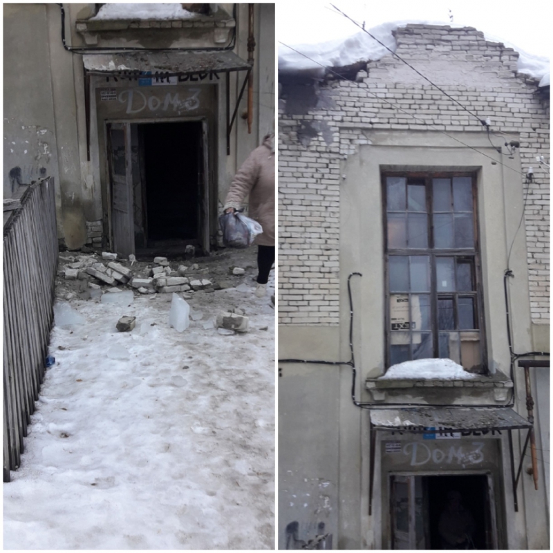 С крыши двухэтажки на Буровой вместе со снегом падают кирпичи