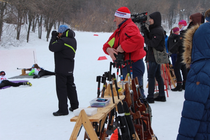 В Саратовской области определили сильнейших биатлонистов среди юношей и девушек