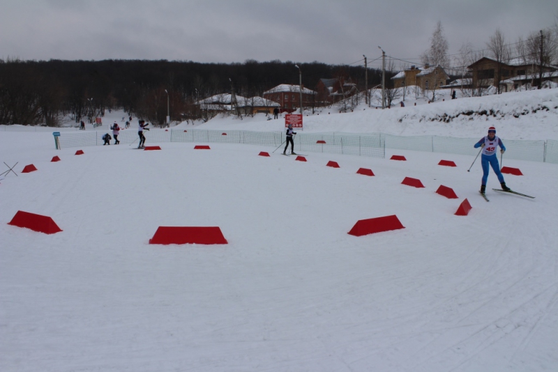 В Саратовской области определили сильнейших биатлонистов среди юношей и девушек