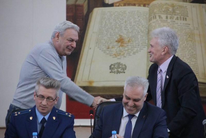 Скворцов: Саратовская область недополучила до 20 млрд рублей из-за «серых» схем в строительстве