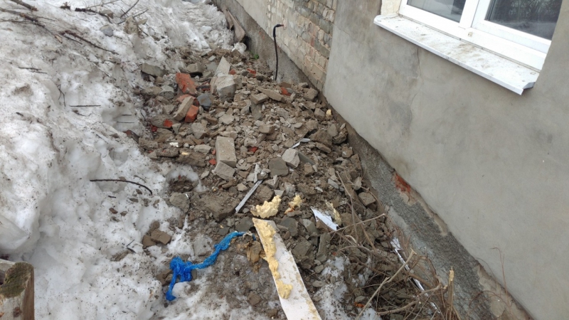Жители Красного Кута боятся погибнуть под обломками собственного дома