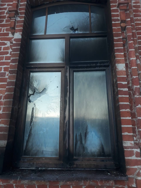 В Хвалынске неизвестные закидали «коктейлем Молотова» купеческий особняк