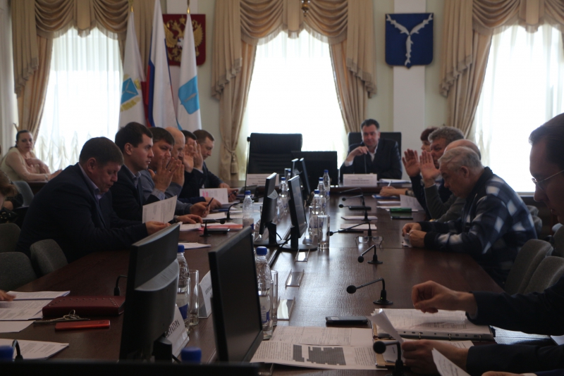 Дорожный фонд Саратова уменьшат из-за «опечатки»