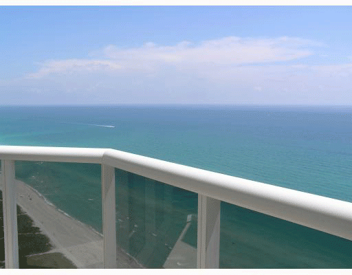 Владислав Третьяк отстаивал интересы саратовцев в Госдуме, проживая в Майами