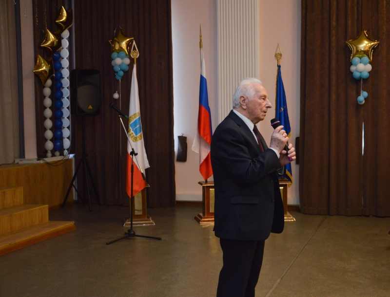 Гагаринский колледж отметил День космонавтики