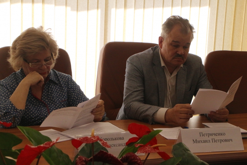 В Саратовской области планируют запретить продажу спиртного вблизи детских площадок