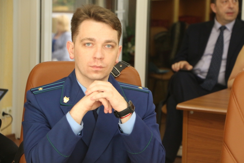 В Саратовской области планируют запретить продажу спиртного вблизи детских площадок