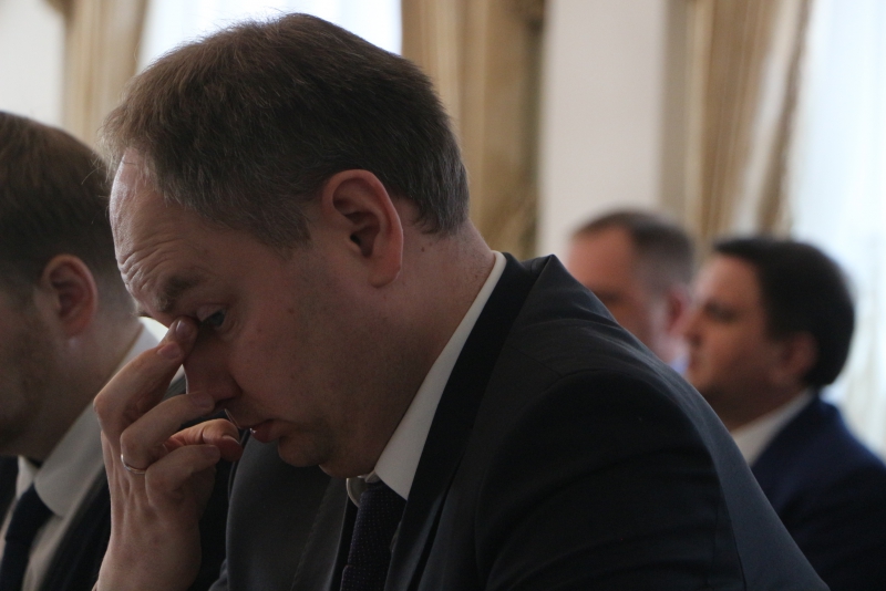 В бюджет Саратова заводят миллиард на новую коммунальную технику и увеличение штата дорожников