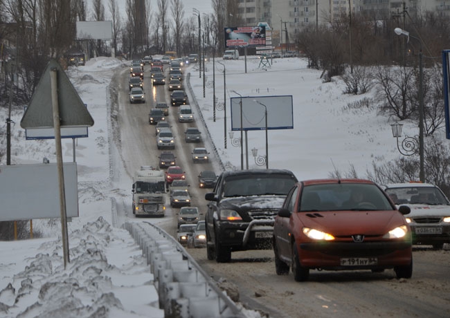 Мэрия обвинила забуксовавший бензовоз в пробке у Юбилейного