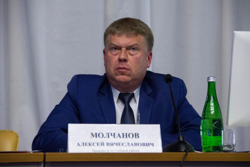 Николай Кузнецов попрощался с коллегами из Саратовского ГАУ