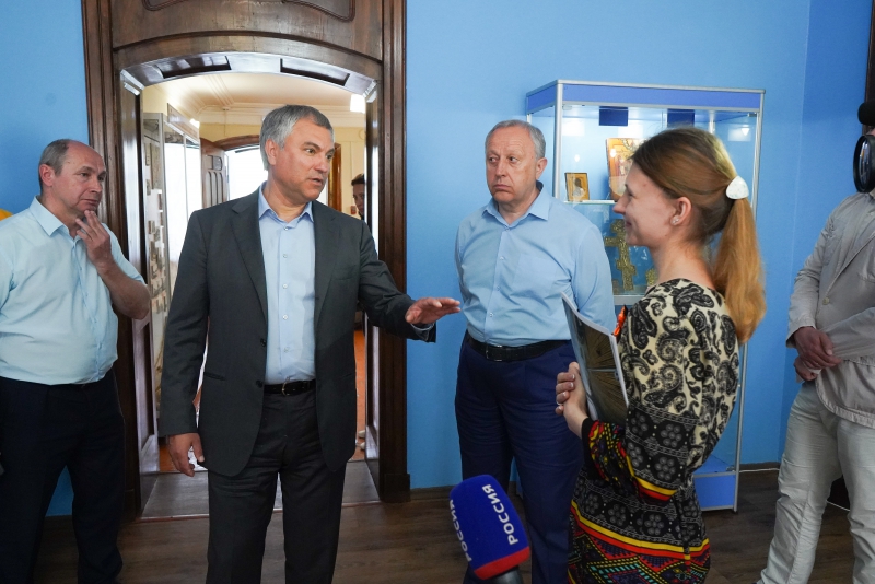 Володин призвал ежегодно выделять по 15-20 млн на памятники архитектуры