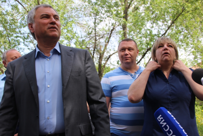 Жители еще одного барака в Елшанке скоро узнают номера своих квартир в новом доме