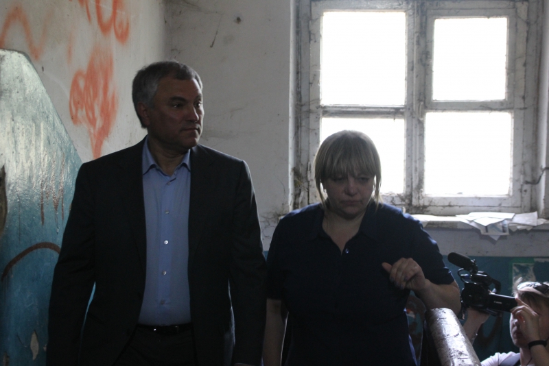 Жители еще одного барака в Елшанке скоро узнают номера своих квартир в новом доме