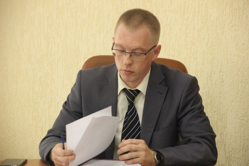 Учащиеся платных школ и колледжей могут получить право на социальные проездные