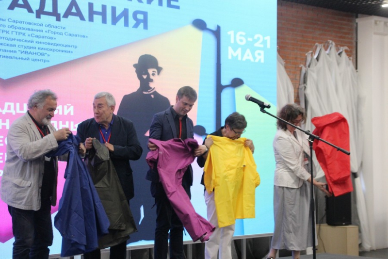 Новым президентом «Саратовских страданий» стал режиссер Николай Досталь