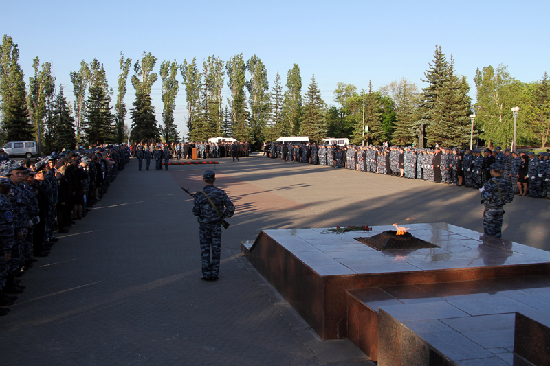 В Саратове проходит слет «Юный друг полиции» с участием тысячи школьников