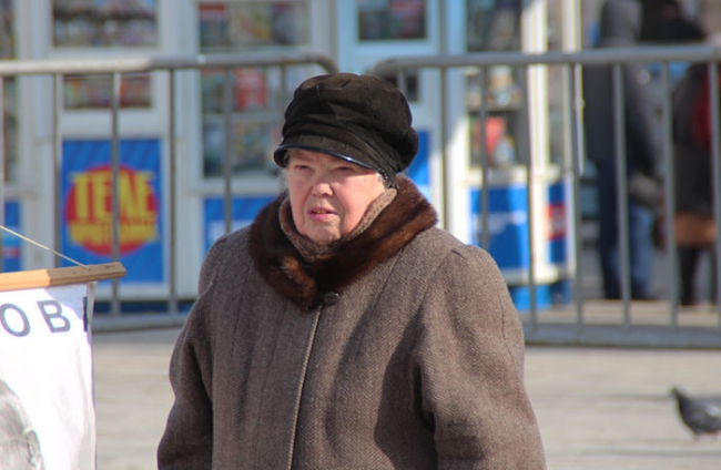 Националисты и антифашисты провели пикеты в поддержку политзаключенных