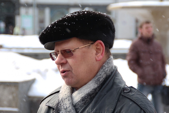 Директор цирка Кузьмин недоволен убедительностью своего кассира при «пожаре»