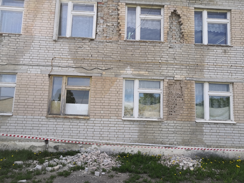 Разрушения школы в Синеньких как предупреждение властям Саратовской области