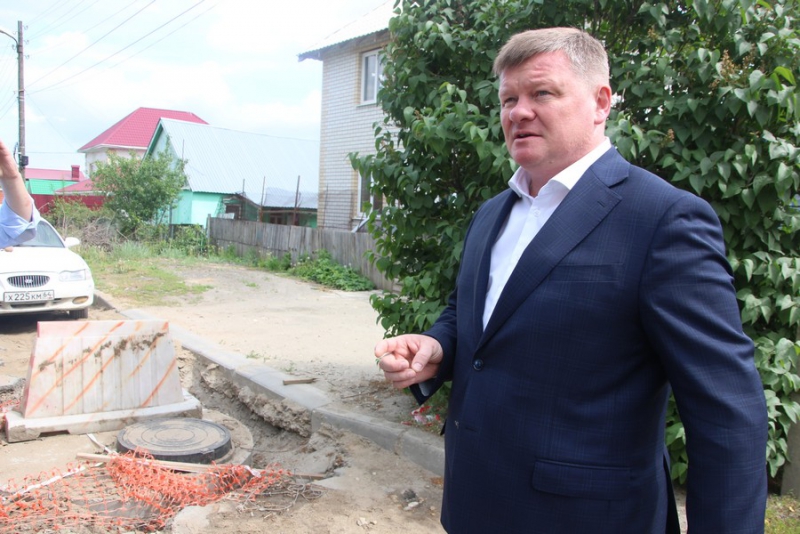 Михаил Исаев о раскопах на дорогах: Не дай бог сюда кто-то влетит