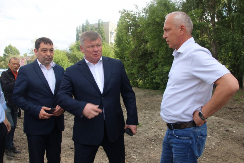 Михаил Исаев о раскопах на дорогах: Не дай бог сюда кто-то влетит