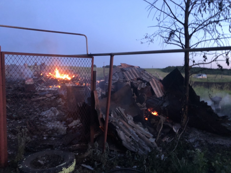 В Аткарском районе парень убил мать, устроил пожар и покончил с собой