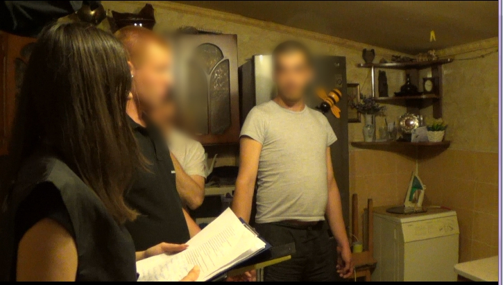 Саратовец убил отца топором и ножом за оскорбление мамы