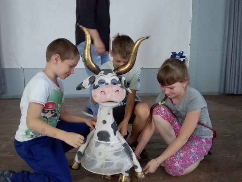 Саратовских школьников учили основам актерской профессии на примере кукольного театра