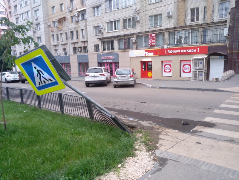 На Рахова из-за пьяного водителя «Хонды» пострадали 3 человека