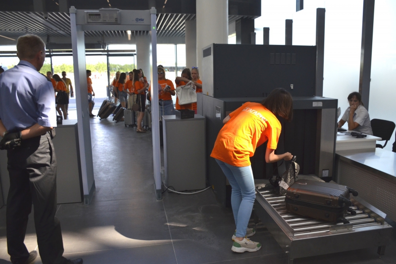 Волонтеры протестировали работу аэропорта Гагарин